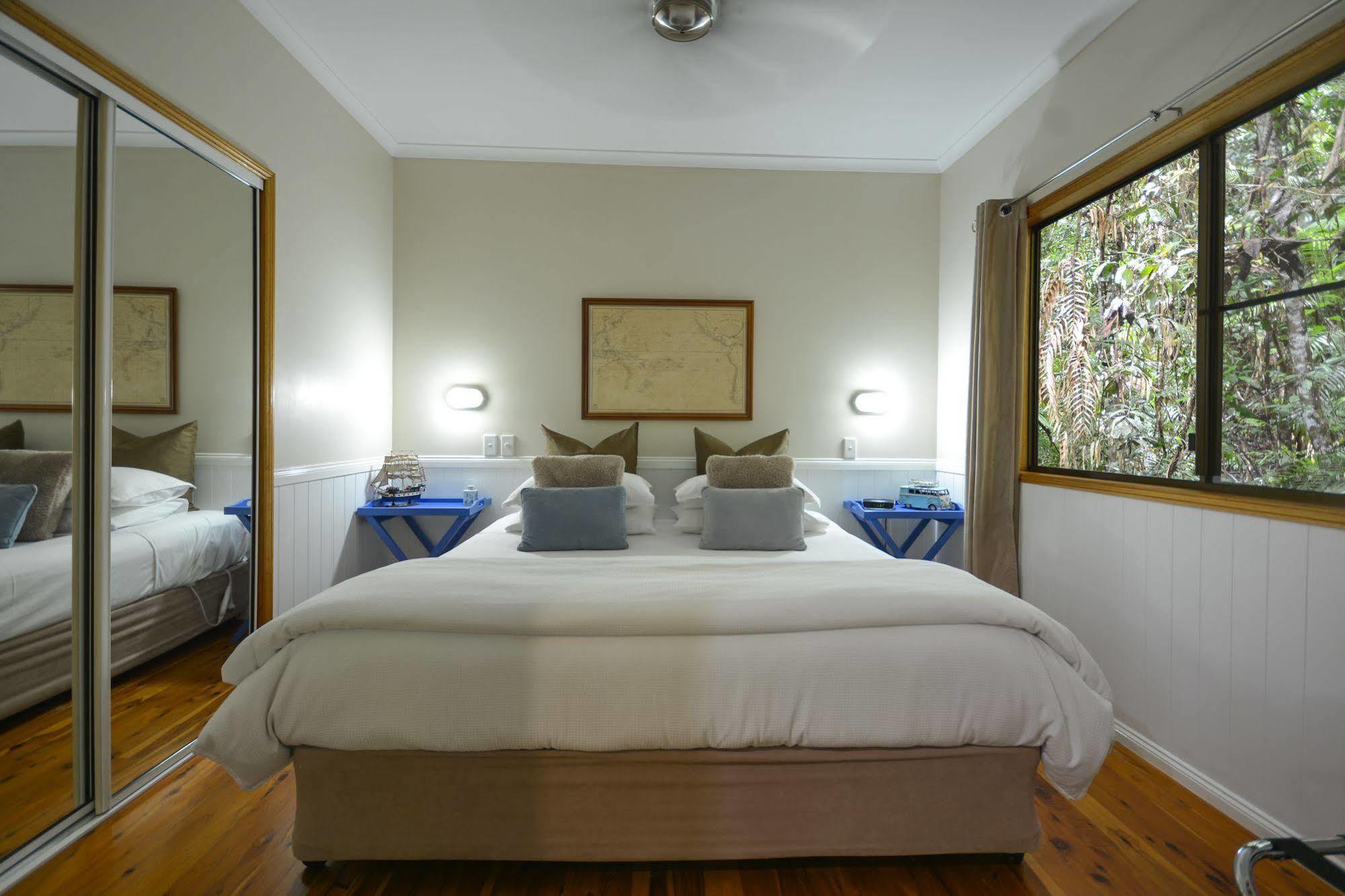 Crater Lakes Rainforest Cottages Yungaburra Exterior foto